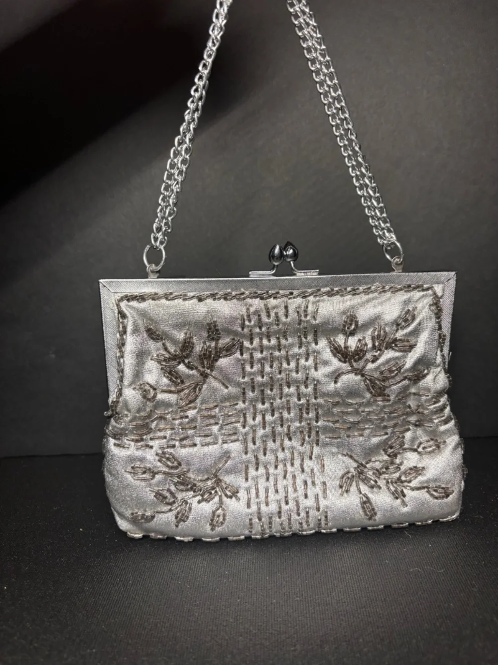 Vintage Walborg Silver Beaded Lame Evening Clutch Bag w/ Chain Strap